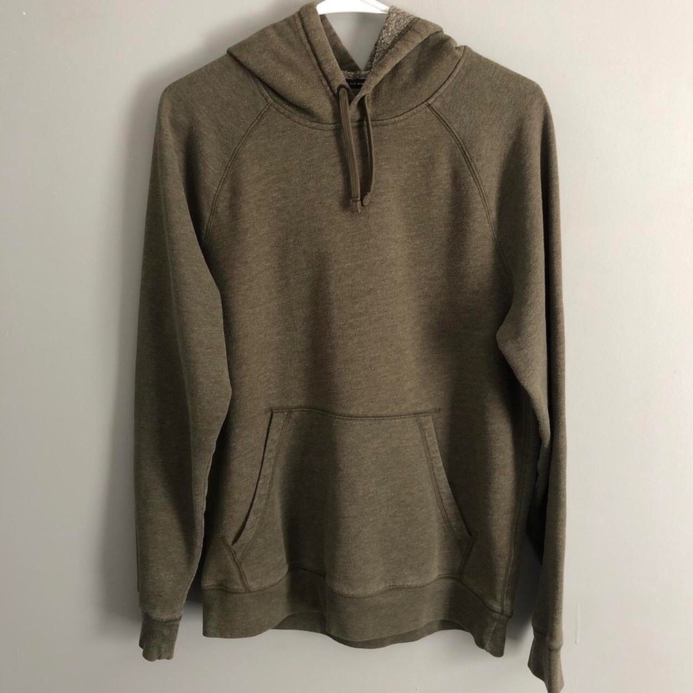 (Men’s Small / Women’s Medium) Army Green Tek Gear Hoodie